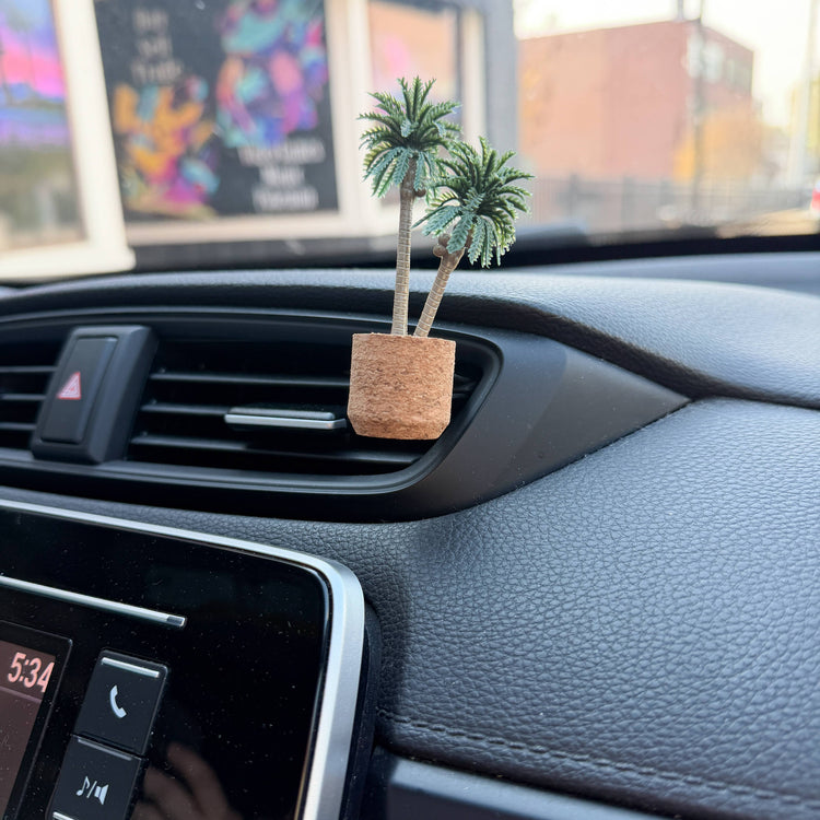 Palm Tree Vent Clip Car Air Freshener Diffuser Reusable